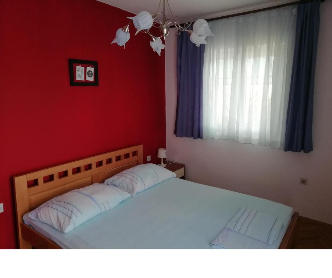 Apartmani Ante โตรกีร์ ภายนอก รูปภาพ