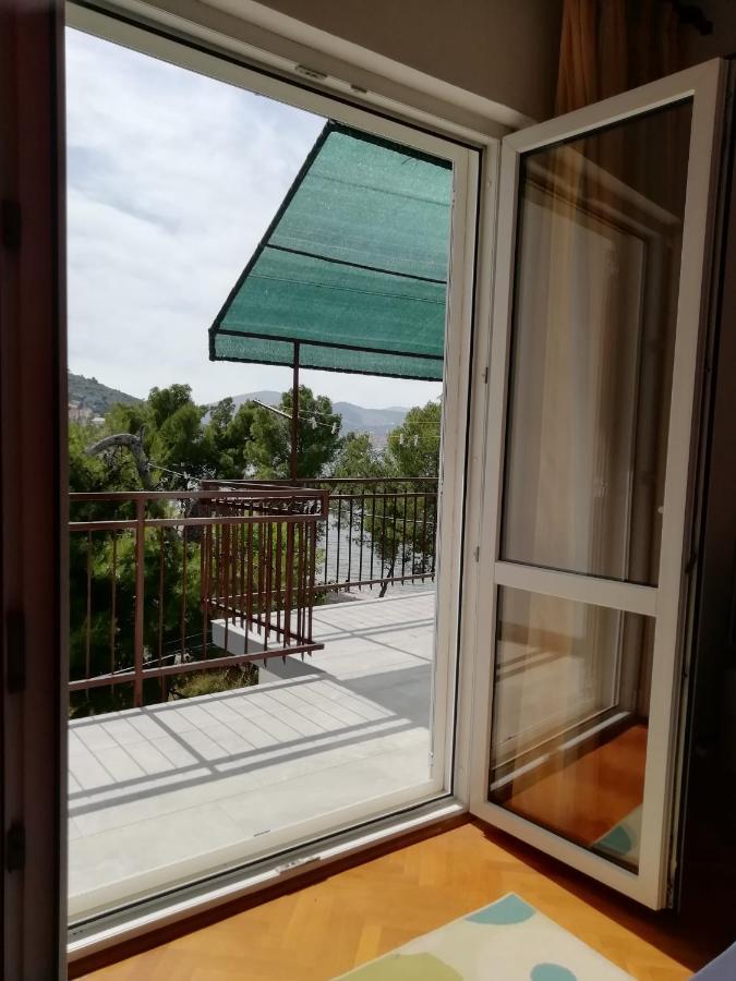 Apartmani Ante โตรกีร์ ภายนอก รูปภาพ