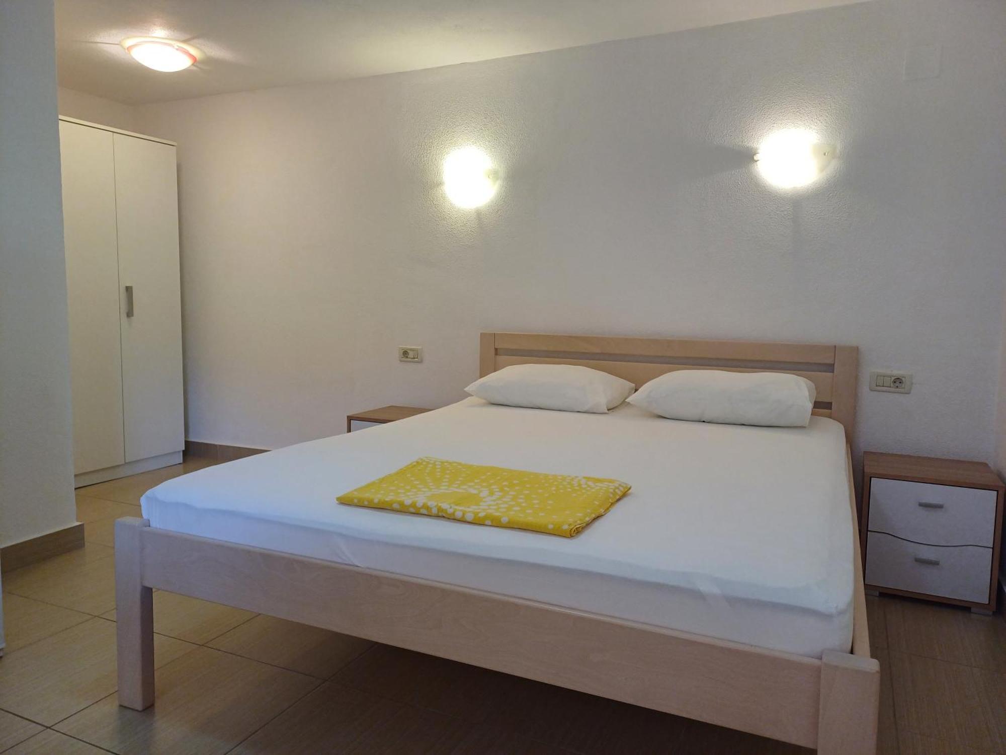 Apartmani Ante โตรกีร์ ภายนอก รูปภาพ