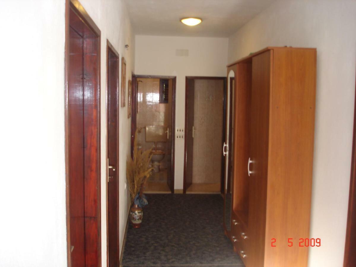 Apartmani Ante โตรกีร์ ภายนอก รูปภาพ